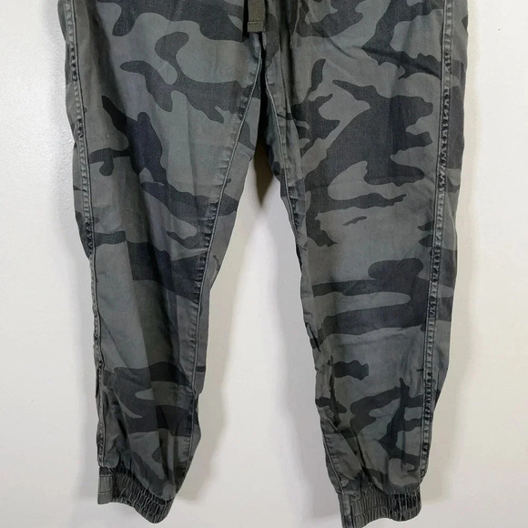 Aritzia Tna Alix Camo Pant - Picture 7 of 13